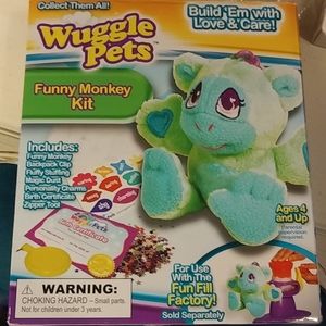 Wuggle Pets Funny Monkey Plush Stuffed Animal Kit NEW